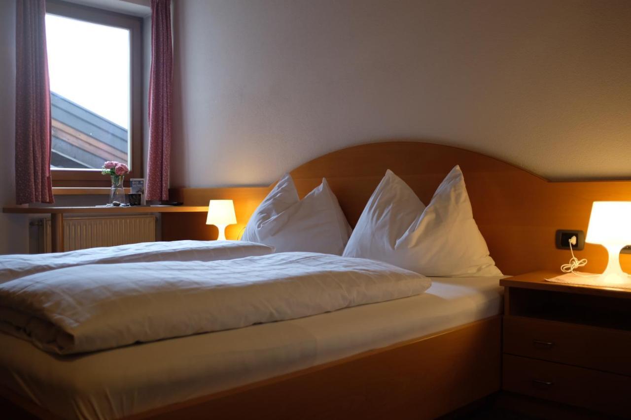 Garni Trojer Hotel Campo Tures Buitenkant foto